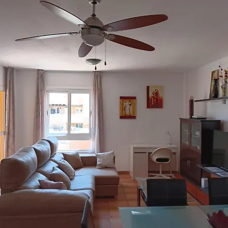 Apartment Brisas Fuerteventura: Optic Fiber,solarium,bbq *