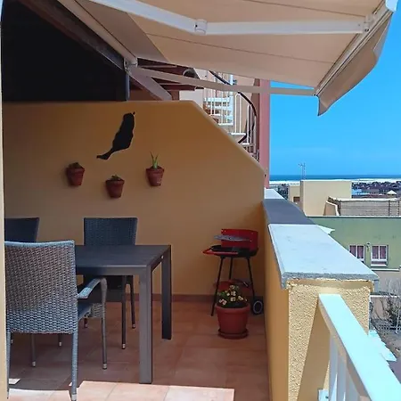 Apartment Brisas Fuerteventura: Optic Fiber,solarium,bbq Corralejo